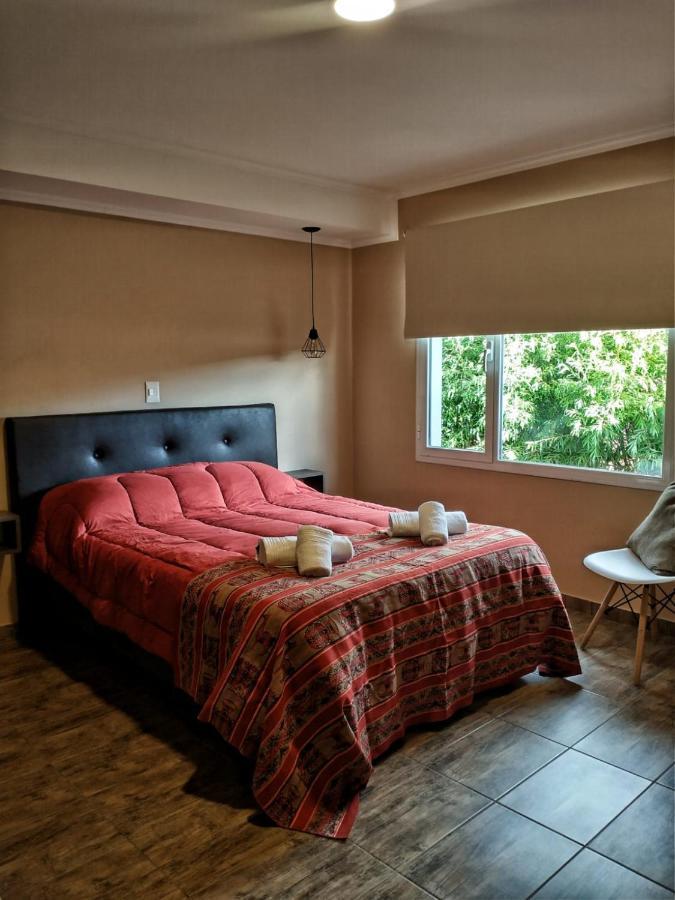 エル・カラファテ La Colmena Apartsアパートホテル エクステリア 写真