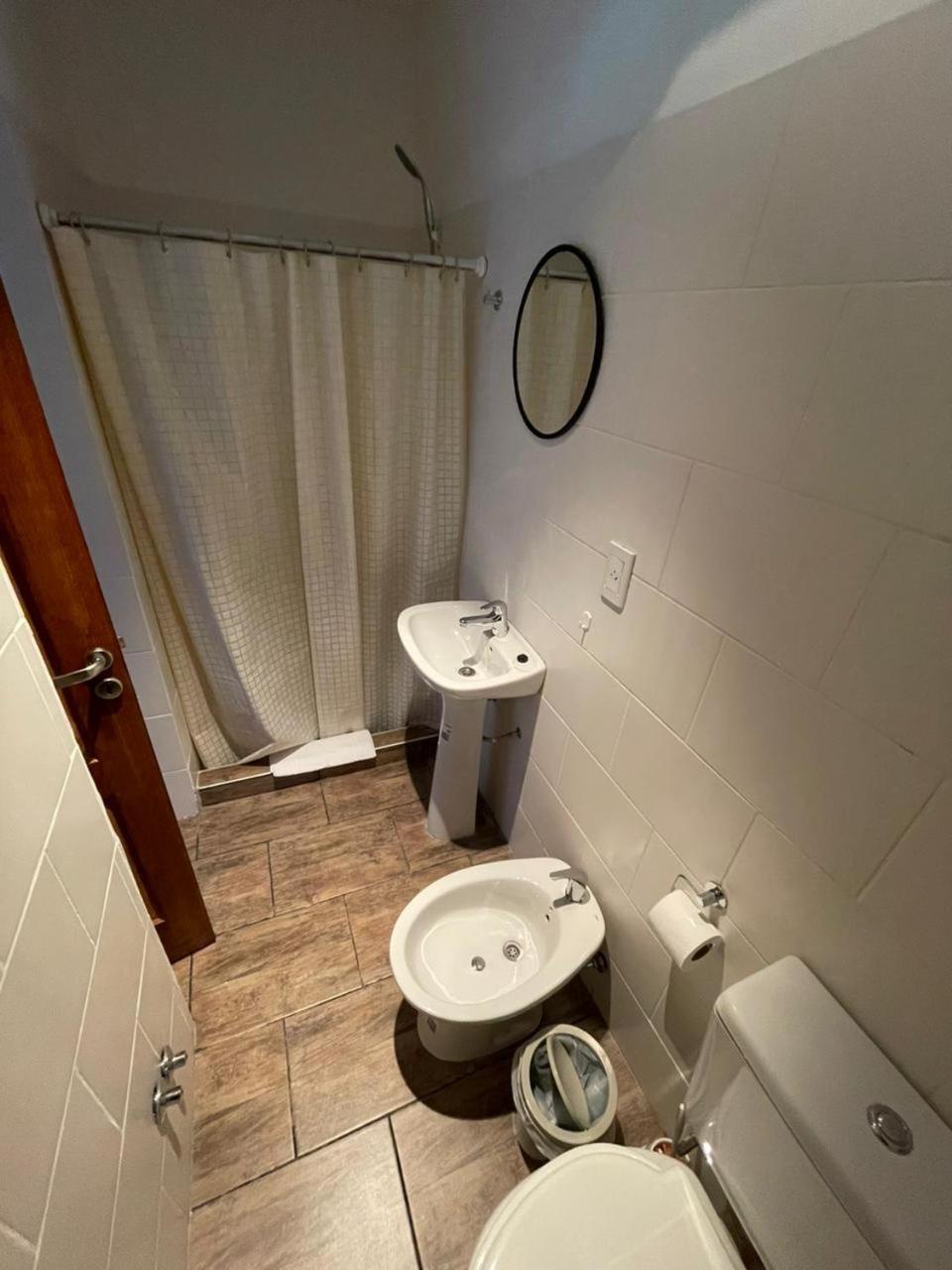 エル・カラファテ La Colmena Apartsアパートホテル エクステリア 写真