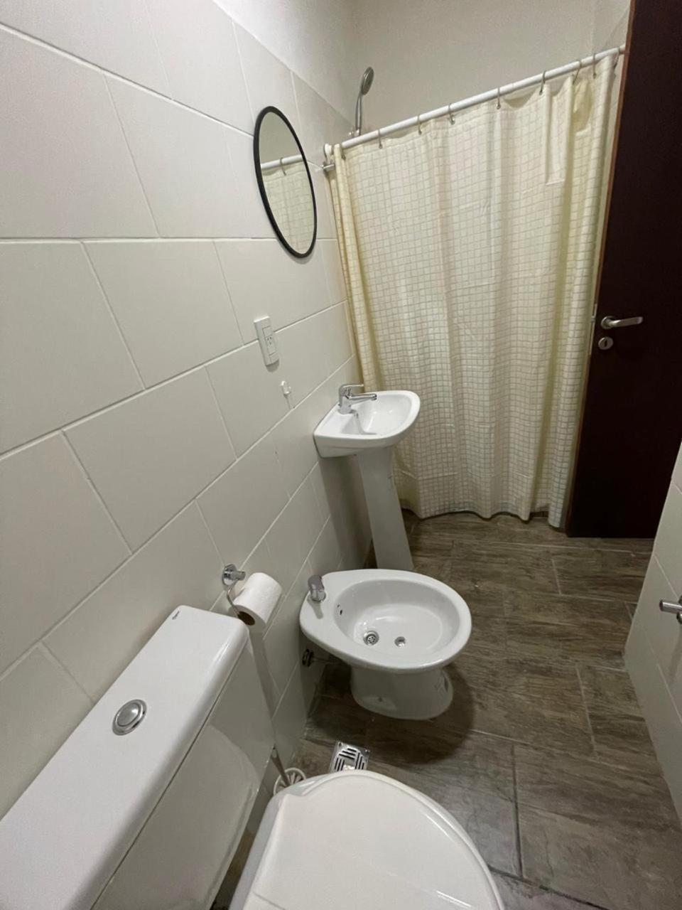 エル・カラファテ La Colmena Apartsアパートホテル エクステリア 写真