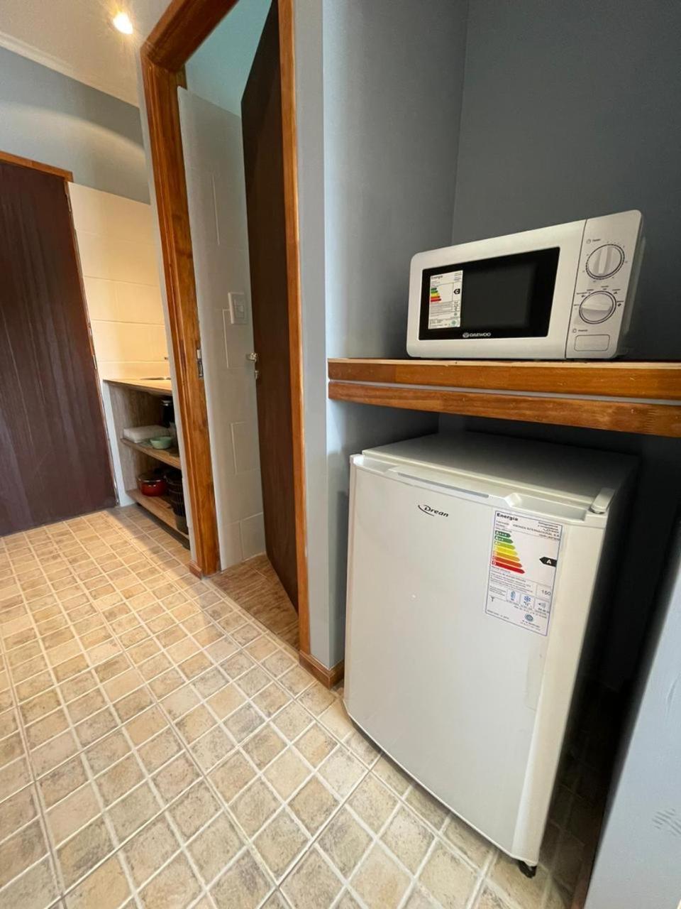 エル・カラファテ La Colmena Apartsアパートホテル エクステリア 写真