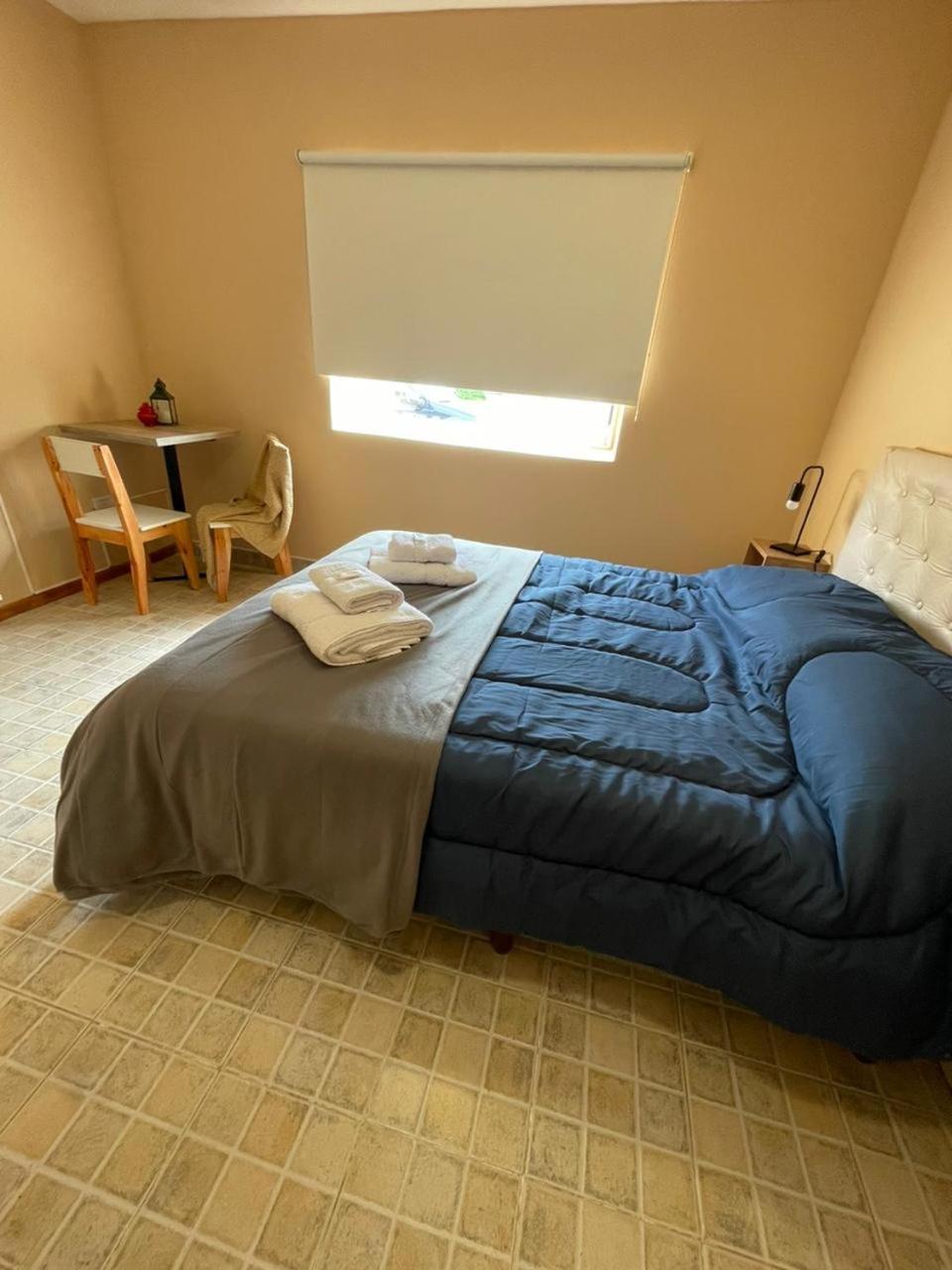 エル・カラファテ La Colmena Apartsアパートホテル エクステリア 写真